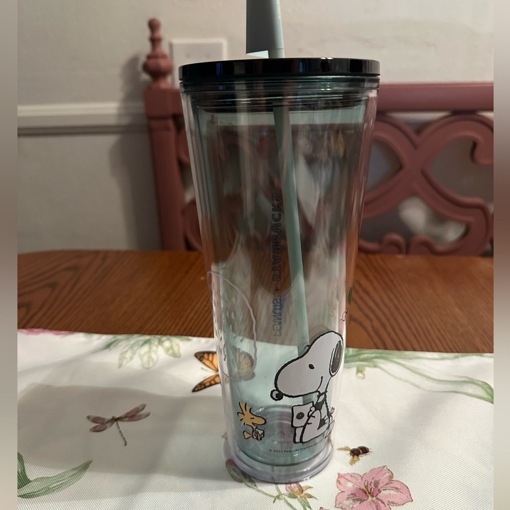 White Gift Box with Peanuts Characters